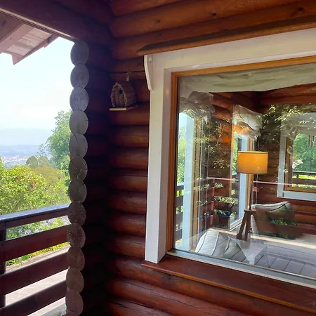 Paraiso De Livia, Casa Con Piscina 5 Personas En *