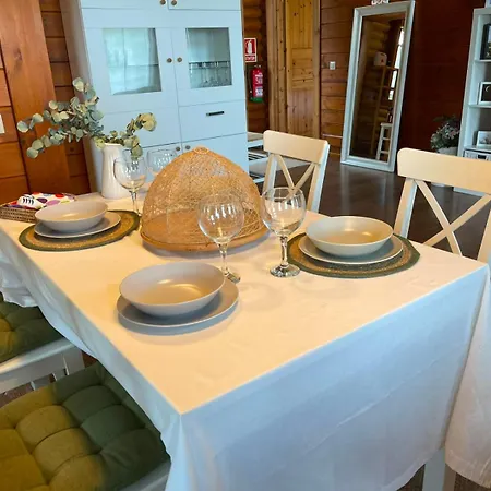 Paraiso De Livia, Casa Con Piscina 5 Personas En Hébergement de vacances