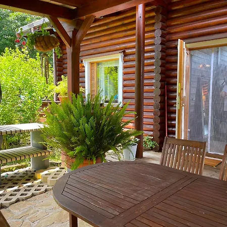 Paraiso De Livia, Casa Con Piscina 5 Personas En *