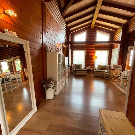 Hébergement de vacances Paraiso De Livia, Casa Con Piscina 5 Personas En