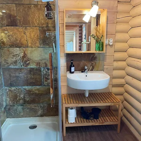 Paraiso De Livia, Casa Con Piscina 5 Personas En Hébergement de vacances