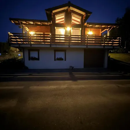 Hébergement de vacances Paraiso De Livia, Casa Con Piscina 5 Personas En