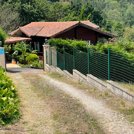 Hébergement de vacances Paraiso De Livia, Casa Con Piscina 5 Personas En