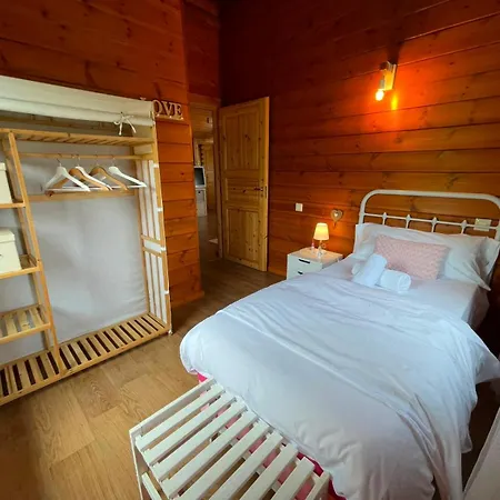 Hébergement de vacances Paraiso De Livia, Casa Con Piscina 5 Personas En