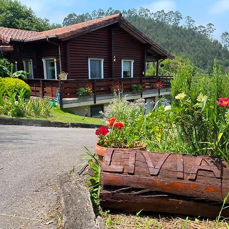 Hébergement de vacances Paraiso De Livia, Casa Con Piscina 5 Personas En Molledo