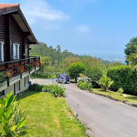 Hébergement de vacances Paraiso De Livia, Casa Con Piscina 5 Personas En