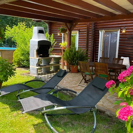 Hébergement de vacances Paraiso De Livia, Casa Con Piscina 5 Personas En *